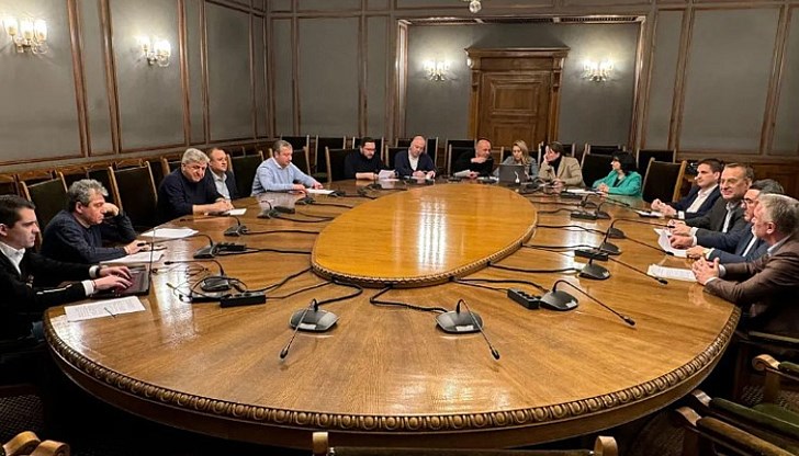 Финансовият министър Теменужка Петкова обеща дефицит под 3% и проектобюджет до 14 февруари