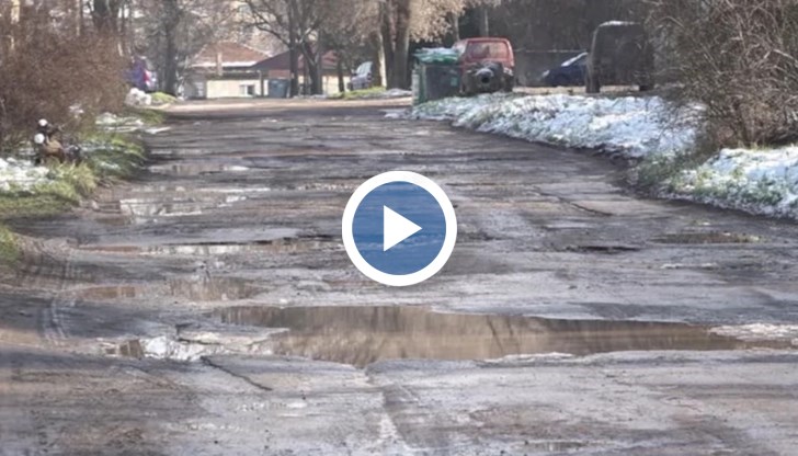 Дупките имат свои дупки, казват жители на Добрич
