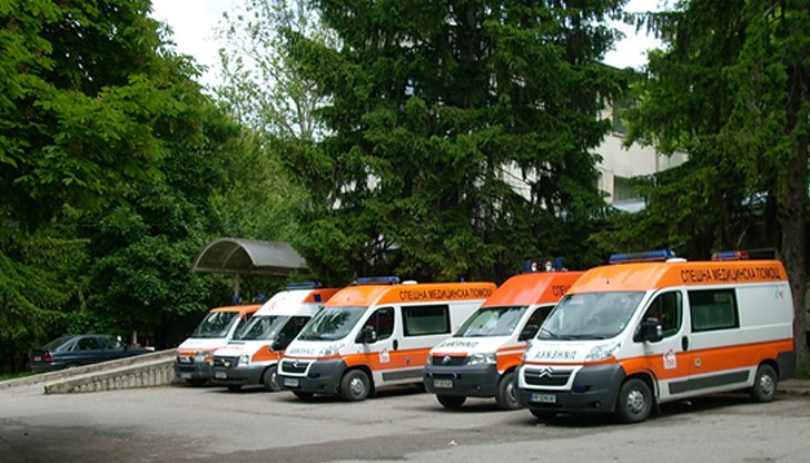 Жената е приета в спешния център с фрактура на рамо след случаи на домашно насилие Жената е приета в спешния център с фрактура на рамо след случаи на домашно насилие