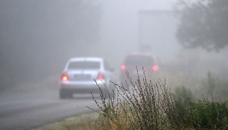 Пътните настилки са мокри, възможни са заледявания