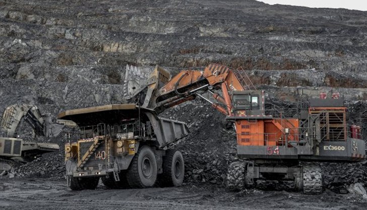 Спасителна техника и медицински екипи са изпратени на мястото на инцидента