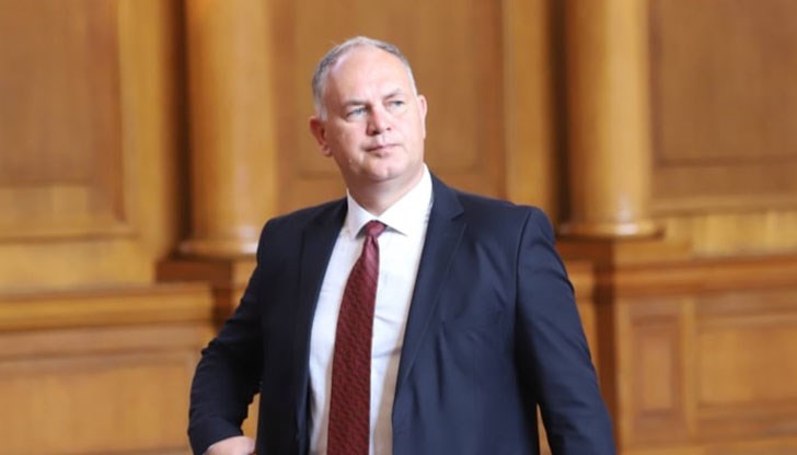 Бившият заместник-министър на финансите и представител на "Нормална държава" повдигна въпроси около "казахския" нефт Бившият заместник-министър на финансите и представител на "Нормална държава" повдигна въпроси около "казахския" нефт