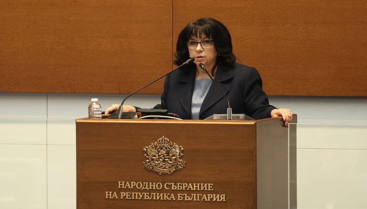 Дефицит от над 10 милиарда лева само от пенсии и заплати