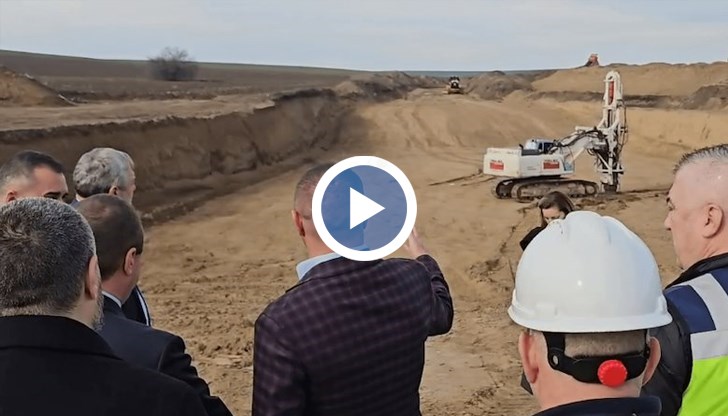 Иван Иванов инспектира строителната площадка днес