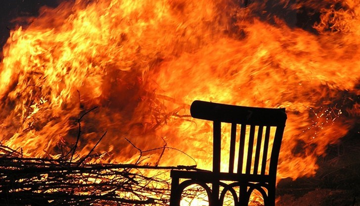 Електроуред предизвика огнената стихия в комплекс "Изгрев" Електроуред предизвика огнената стихия в комплекс "Изгрев"