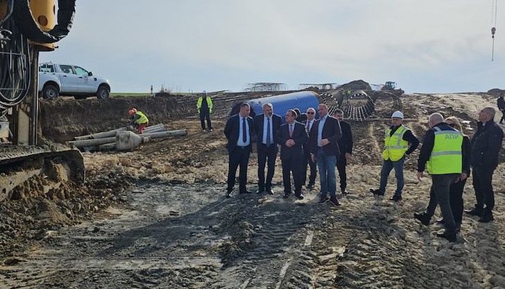 Очакват разрешително за строеж на участъка Русе - Бяла през май Очакват разрешително за строеж на участъка Русе - Бяла през май