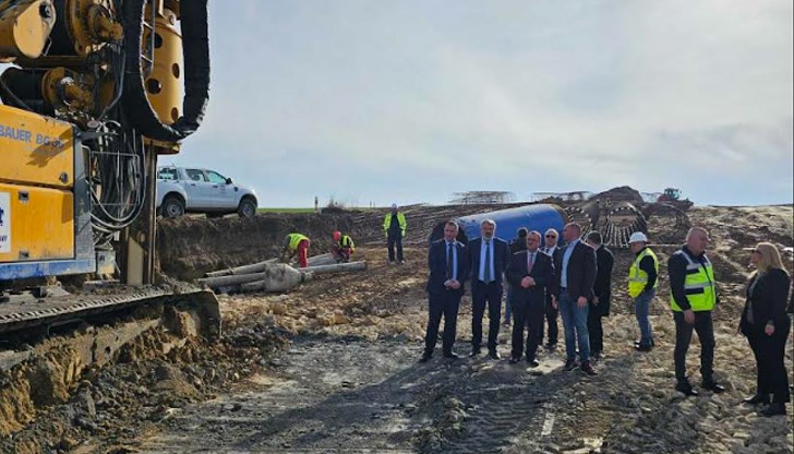 Притеснително мълчание тегне относно последния участък от магистралата до Велико Търново