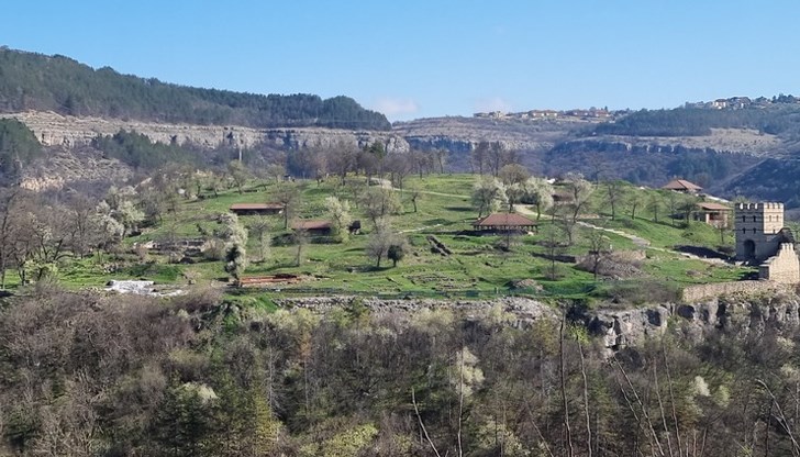 Пролетни температури изненадаха Северна България