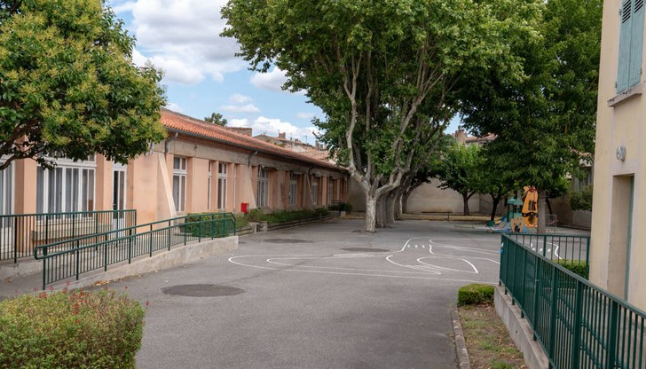 Необичайна находка в училищен двор в Кьолн