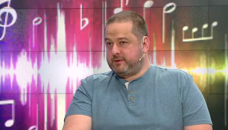 Петър Евтимов подкрепи Тръмп с музикално послание Петър Евтимов подкрепи Тръмп с музикално послание