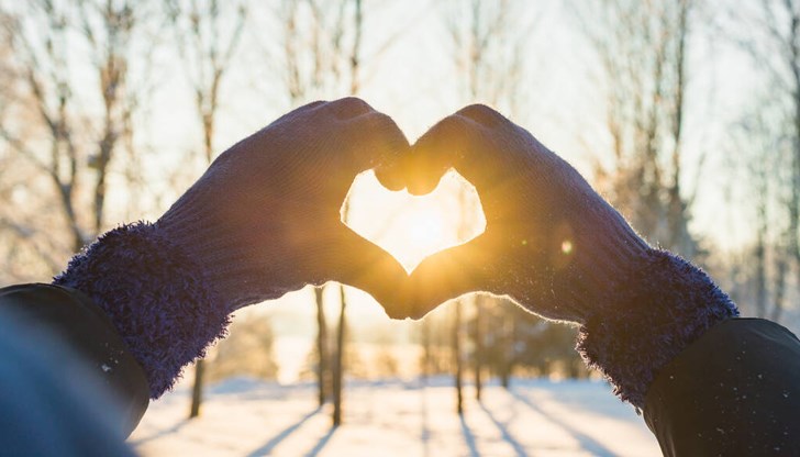 Очаква се студен фронт през уикенда Очаква се студен фронт през уикенда