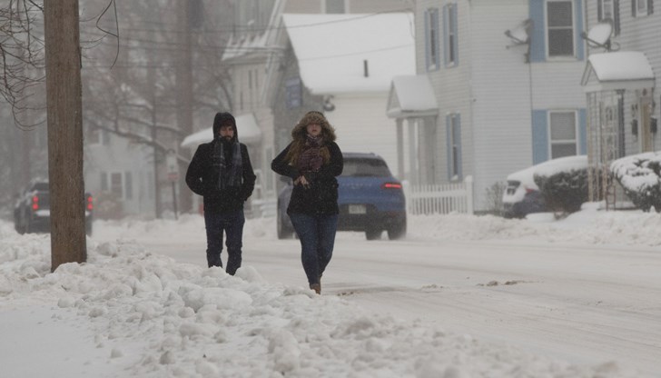 Над 300 000 американци останаха без електричество заради стихията Над 300 000 американци останаха без електричество заради стихията