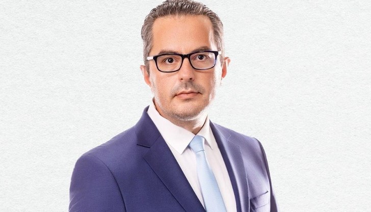 Зам.-председателят на НС твърди, че управляващите изкуствено занижават дефицита за влизане в Еврозоната