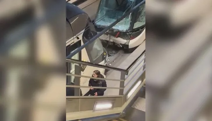 При произшествието са пострадали най-малко 30 души, като петима от тях са в критично състояние При произшествието са пострадали най-малко 30 души, като петима от тях са в критично състояние