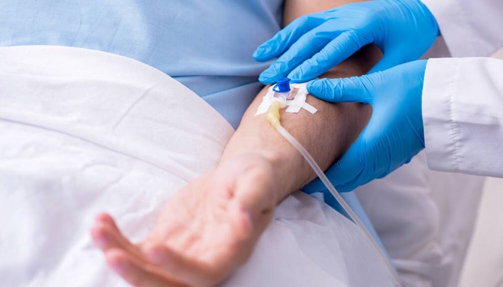 Пострадалият е настанен в болница за лечение