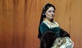 Лъчезарната солистка на Русенската опера Нели Петкова празнува рожден ден