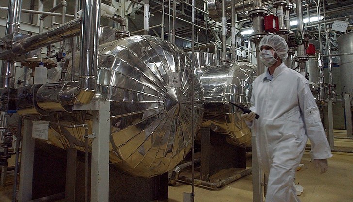 Казахстан пренасочва урана към Русия и Китай