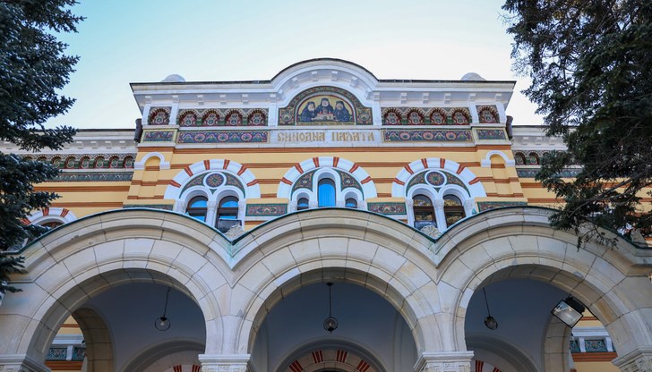 Каноничният избор е на февруари Каноничният избор е на февруари