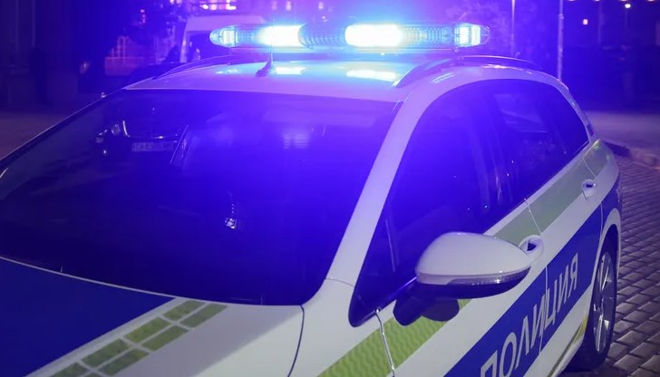 Наложило се е органите на реда да стрелят предупредително Наложило се е органите на реда да стрелят предупредително