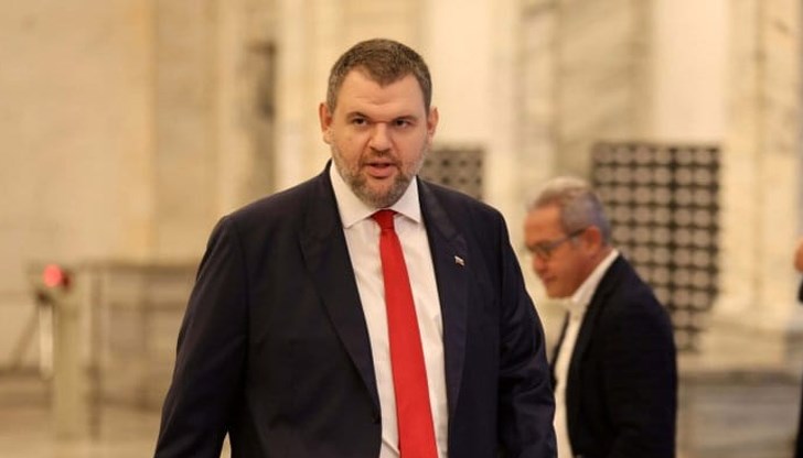 Толкова ли му е силата на това правителство - да отнема от най-беззащитните?!