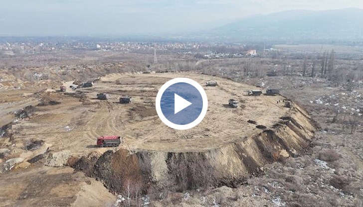 Камиони изсипват тонове отпадъци в софийския квартал "Младост"