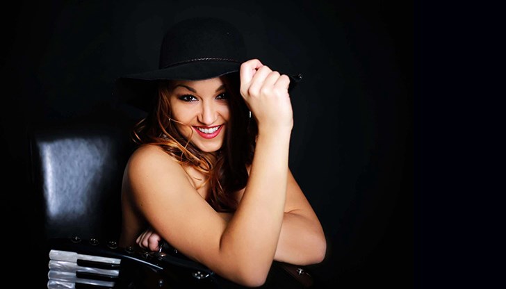 Вероника Тодорова: Акордеонът е част от мен Вероника Тодорова: Акордеонът е част от мен