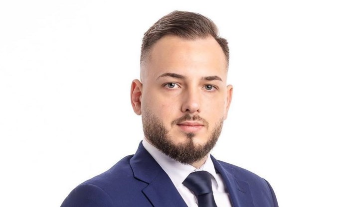 Депутатът от "Възраждане" разкри задкулисни игри в парламента