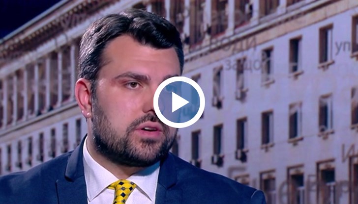 Външният министър потвърди доброто състояние на екипажа и увери, че българската страна очаква бързо развитие на случая