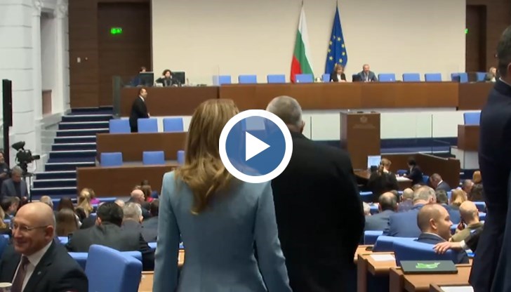 Наталия Киселова даде заявка, че откриването на процедури за номинации ще залегне в дневния ред на НС още тази седмица