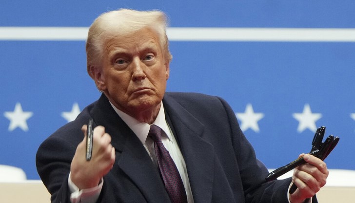 Рохит Чопра напуска поста си предсрочно след серия от битки с големите американски банки