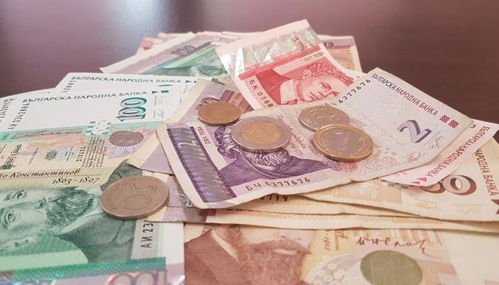 От КНСБ настояват вноските да скочат с 1% още през тази година, бизнесът е против От КНСБ настояват вноските да скочат с 1% още през тази година, бизнесът е против