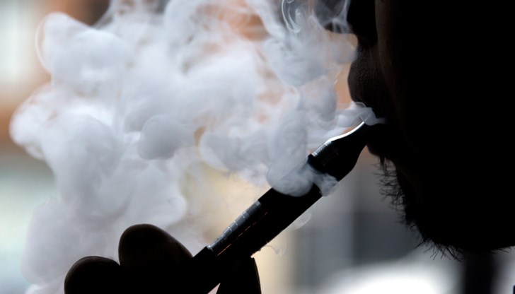 МВР ще блокира сайтовете за продажба на опасни електронни цигари