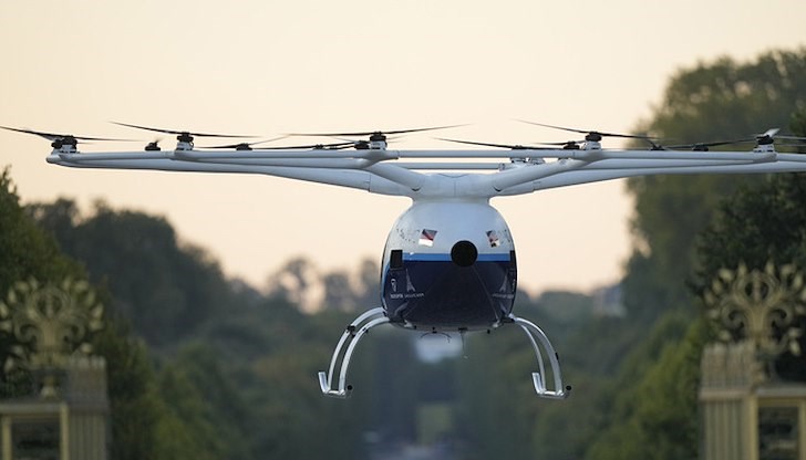 Париж отказа площадка за кацане по река Сена