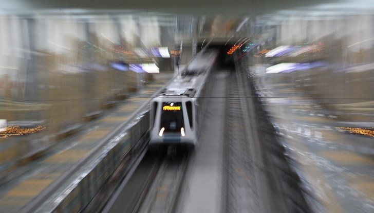 140 милиона "във въздуха": Спряха поръчка за метровлакове 140 милиона "във въздуха": Спряха поръчка за метровлакове