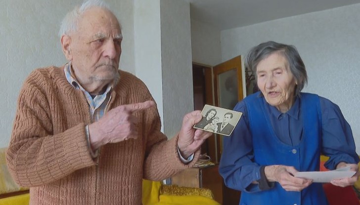 Най-възрастната семейна двойка в Русе разказва своята история Най-възрастната семейна двойка в Русе разказва своята история