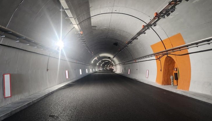 Ремонтират тунел "Топли дол" между София и Ботевград