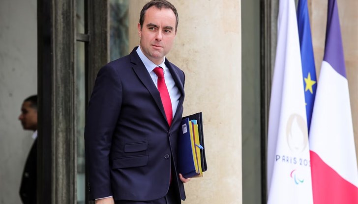 Разговорите между Париж и Киев се водят от октомври миналата година