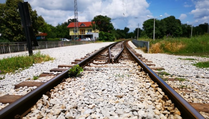 Електрифицират жп линията до границата с Румъния