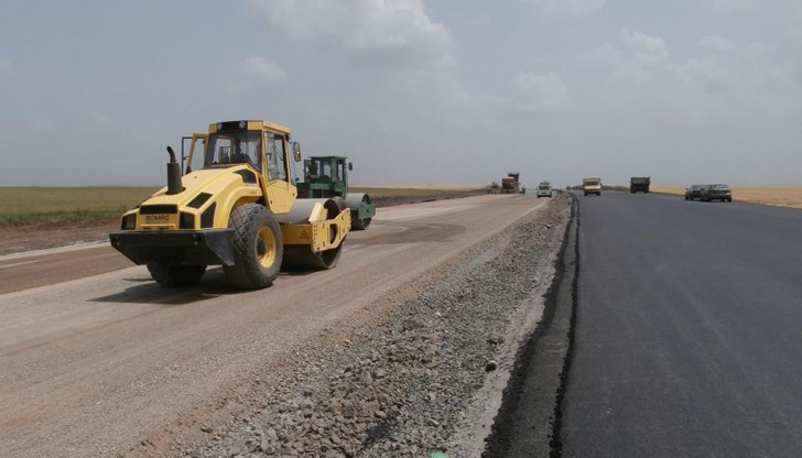 Министерството на регионалното развитие е затънало в дългове Министерството на регионалното развитие е затънало в дългове