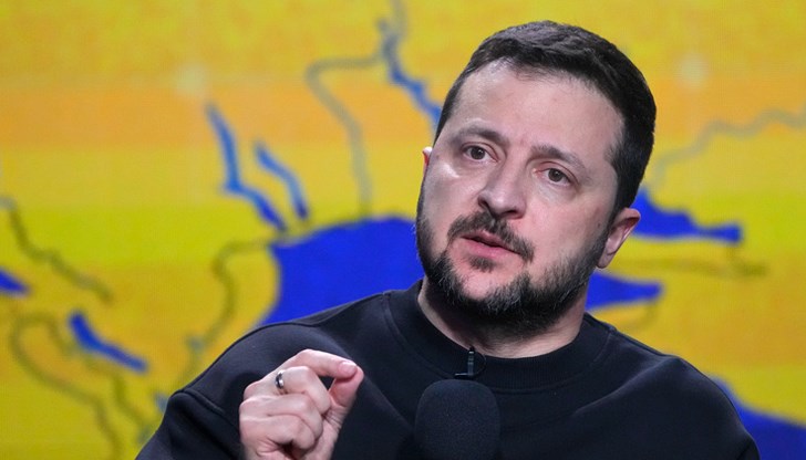 Москва демонстрира сила въпреки призивите за мирни преговори