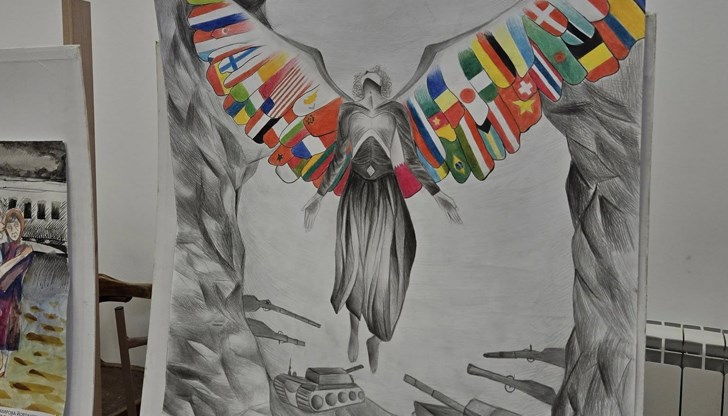 Творби на седмокласници украсиха фоайето на Пленарна зала