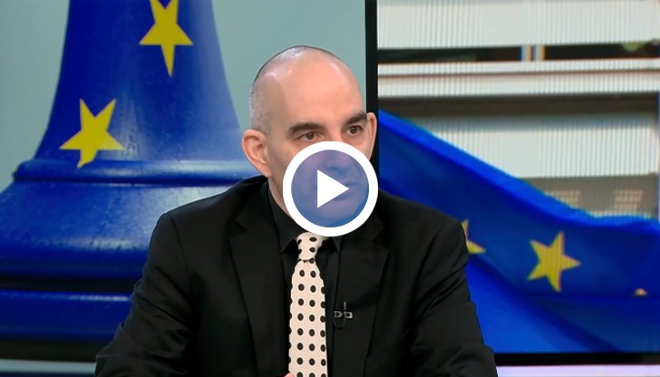 Ако примирието отиде по дяволите след 2 седмици и там има български войски, какво ще се случи  тях, пита евродепутатът