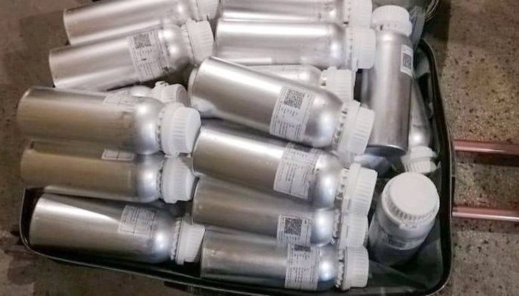 Рекордни количества нелегални вейпове заловиха митничарите