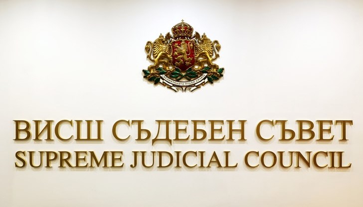 Очаква се позиция на прокурорската колегия на ВСС по казуса с отнемането на автомобила на Ивайло Цветков Очаква се позиция на прокурорската колегия на ВСС по казуса с отнемането на автомобила на Ивайло Цветков