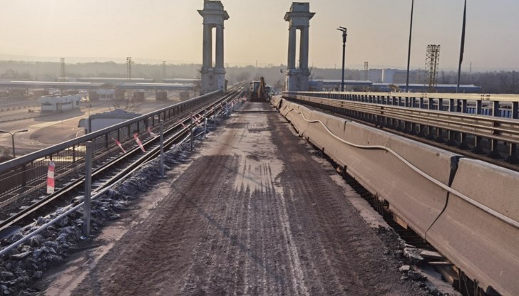 327 нови панела положени на Дунав мост