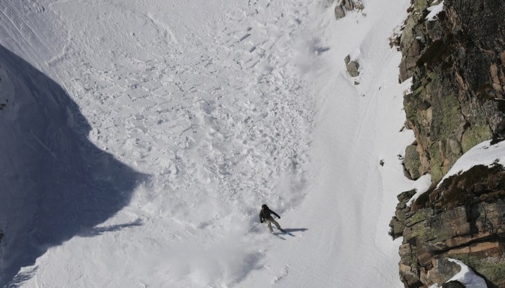 Планинските спасители напомнят за опасностите в планината през зимата