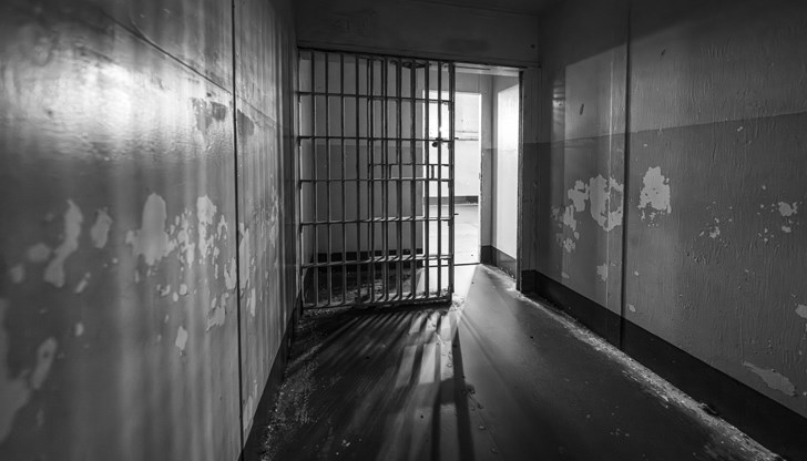 Подсъдимият превозвал трима сирийци срещу 300 евро Подсъдимият превозвал трима сирийци срещу 300 евро