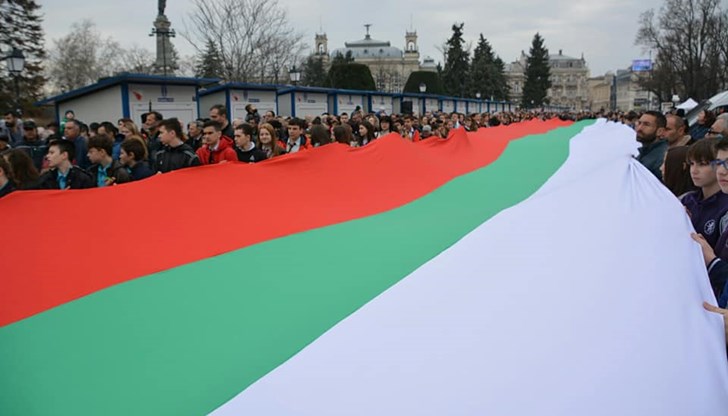 СУ "Васил Левски" организира мащабно патриотично събитие за Националния празник - 3 март СУ "Васил Левски" организира мащабно патриотично събитие за Националния празник - 3 март