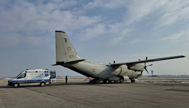 Военните пилоти извършиха две хуманитарни мисии за ден