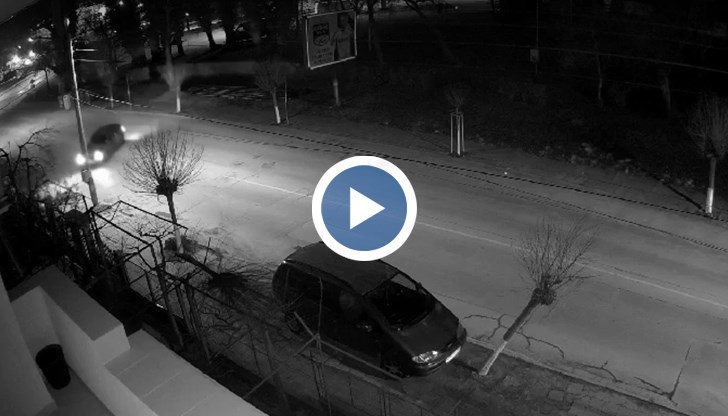 Инцидентът е заснет на мястото на скорошната тежка катастрофа